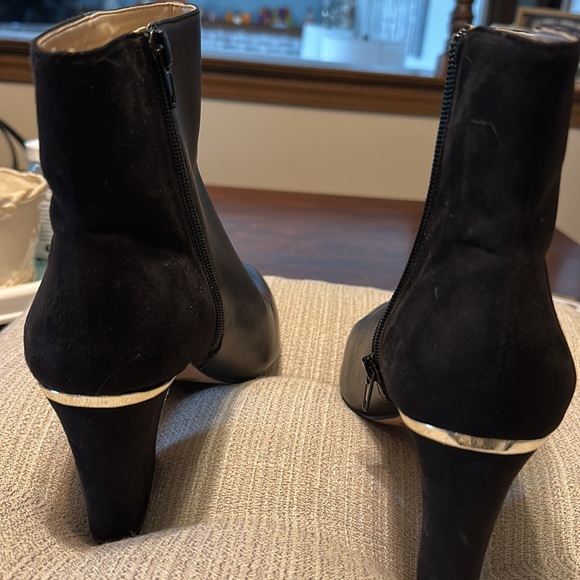INC black boots with gold accent - Picture 4 of 4